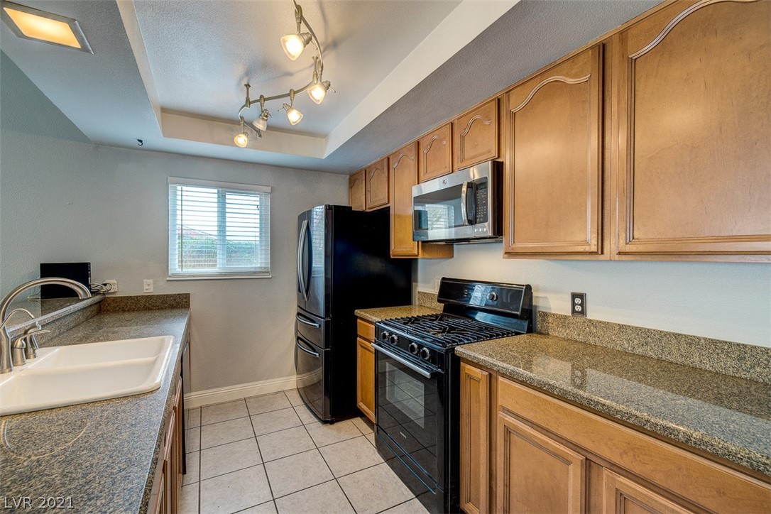 714 Greenway Road Henderson, NV 89002 - Photo 14 of 31