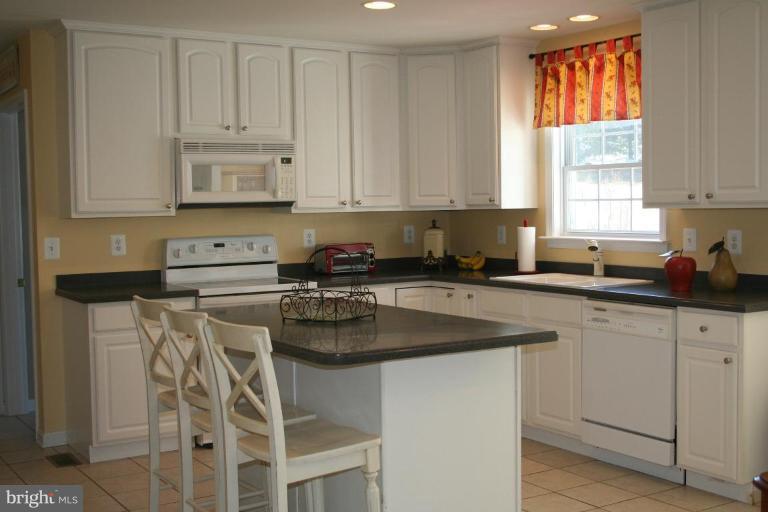 1908 Coachman Court Fallston, MD 21047 - Photo 2 of 27 Kitchen