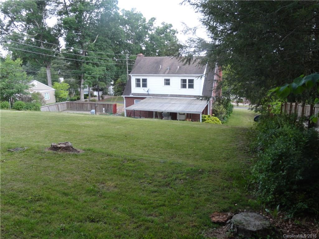 90 Wembley Road Asheville, NC 28804 - Photo 2 of 16 Gallery Image 2