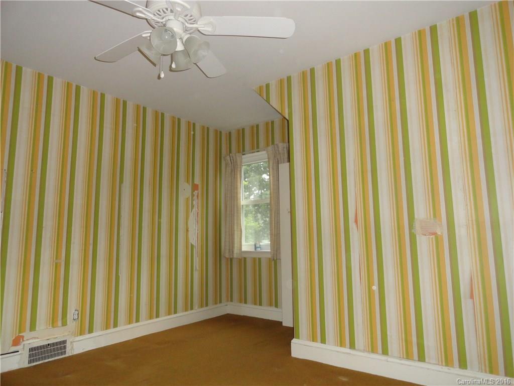 90 Wembley Road Asheville, NC 28804 - Photo 11 of 16 Gallery Image 11