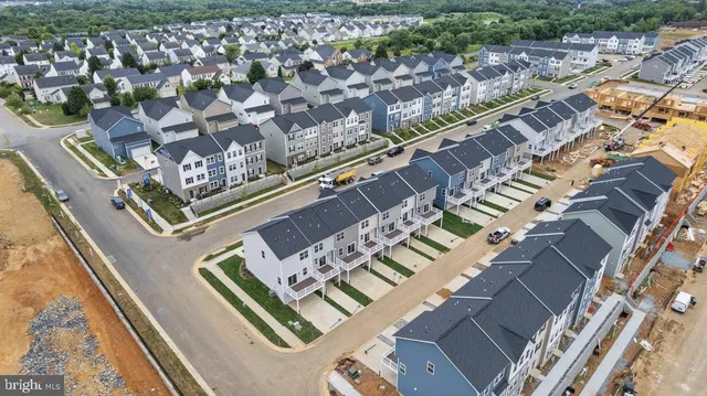 $2,000 | 1357 Cedar Vly Road, Ranson, WV 25438