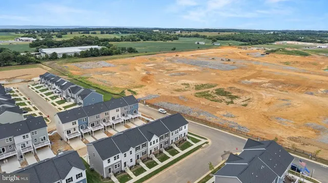 $2,000 | 1357 Cedar Vly Road, Ranson, WV 25438