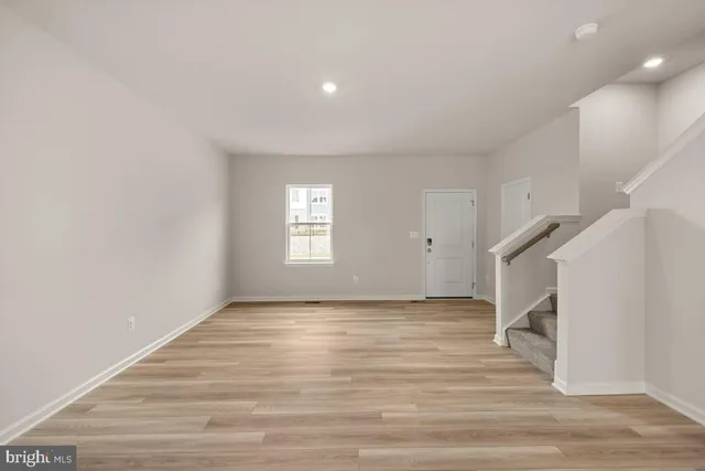 $2,000 | 1357 Cedar Vly Road, Ranson, WV 25438