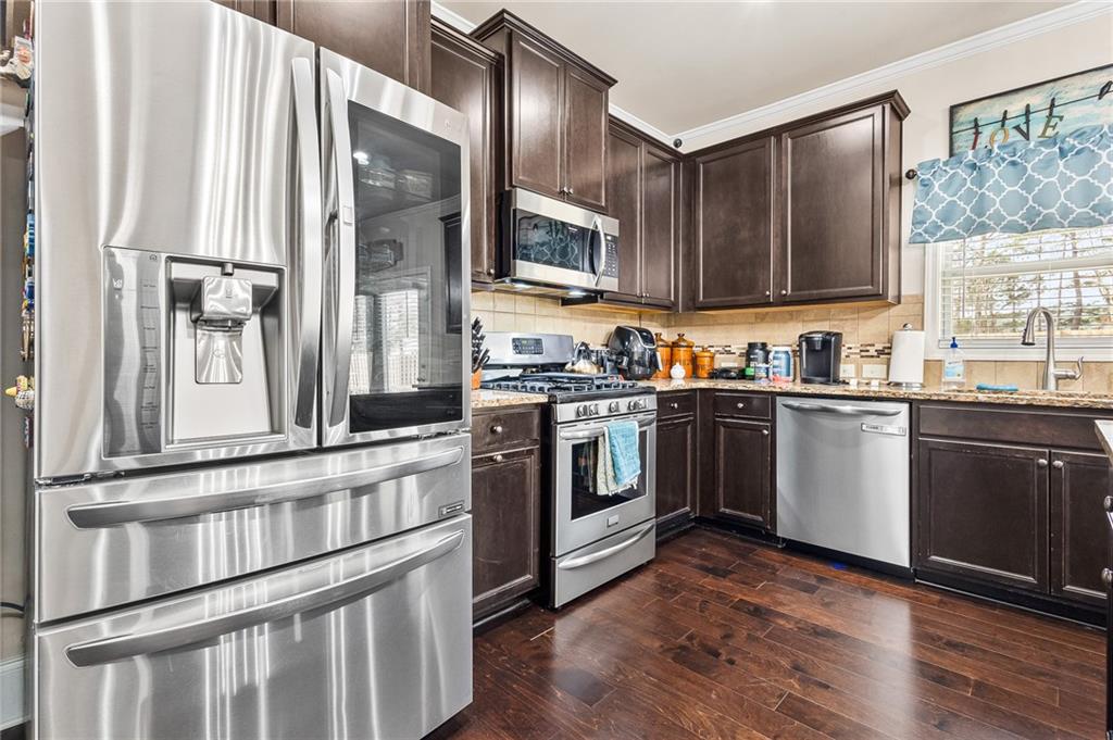 147 Oak Mill Terrace Dallas, GA 30132 - Photo 9 of 28