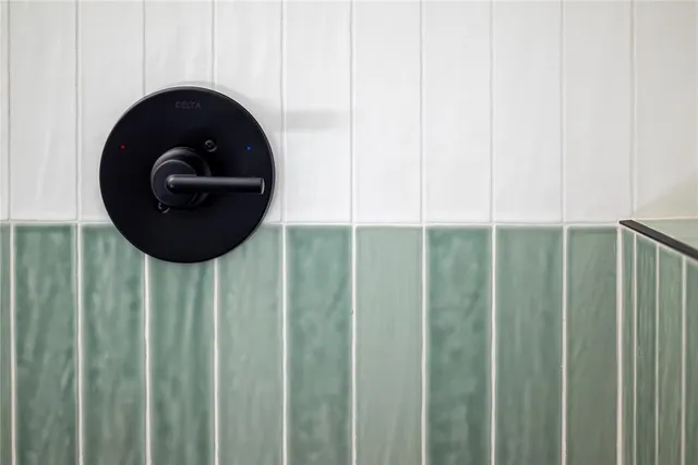 $2,285,000 | 6942 Coronado Avenue, Dallas, TX 75214