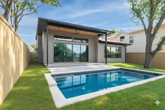 $2,285,000 | 6942 Coronado Avenue, Dallas, TX 75214