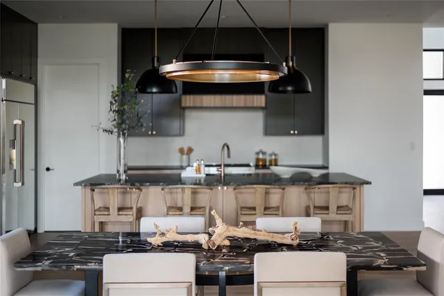 $2,285,000 | 6942 Coronado Avenue, Dallas, TX 75214