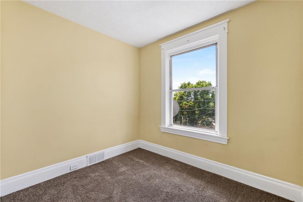 2317 Fremont Place Pittsburgh, PA 15216 - Photo 18 of 36