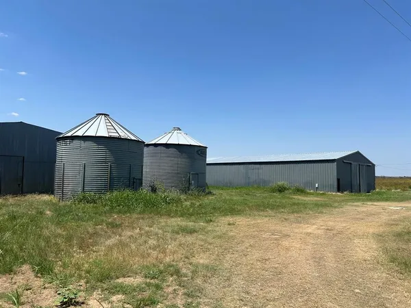 $1,032,500 | 0 Terrapin, Olney, TX 76374