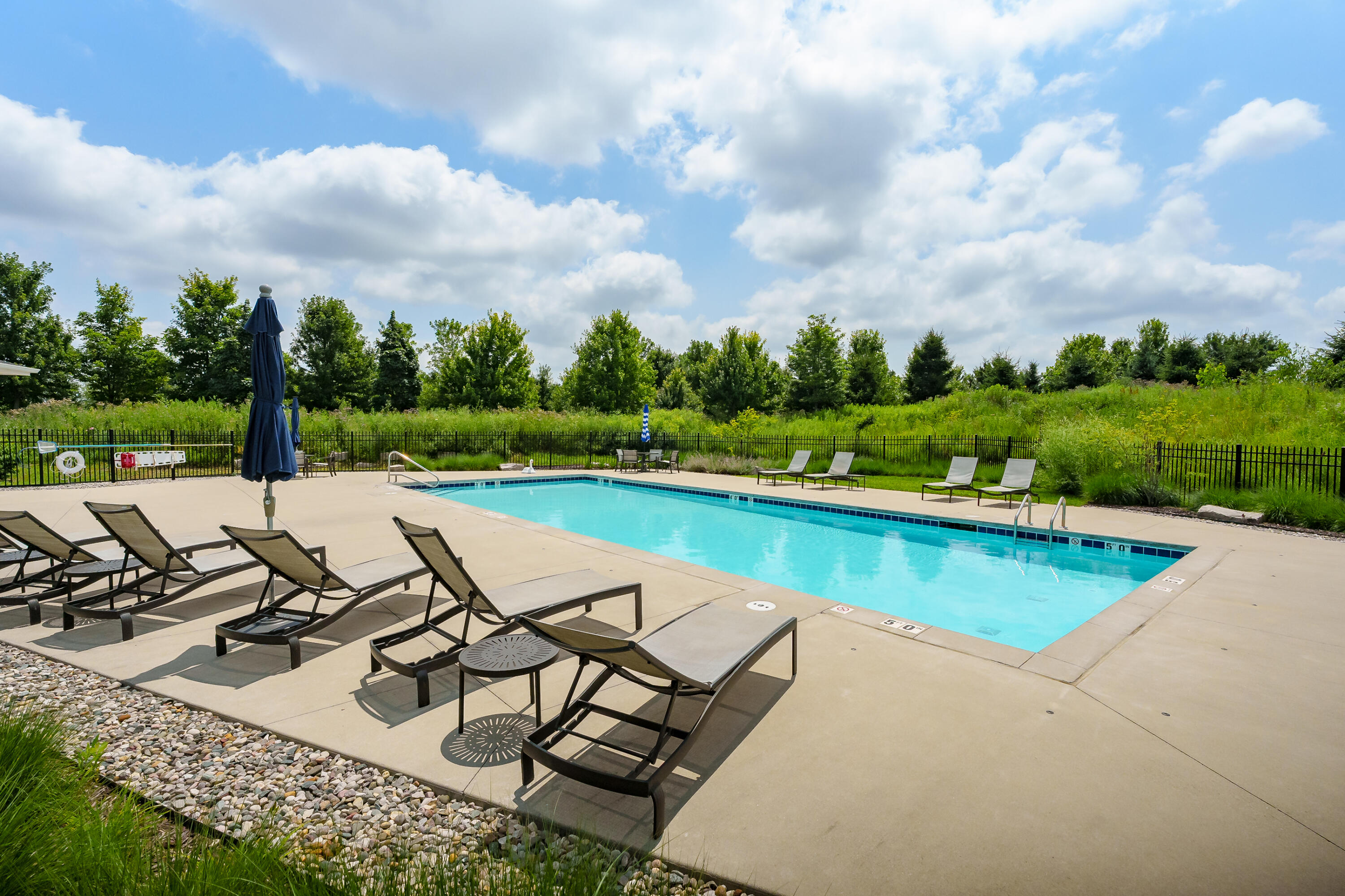 4128 Enclave Way Kalamazoo, MI 49009 - Photo 27 of 28 Enclave community pool
