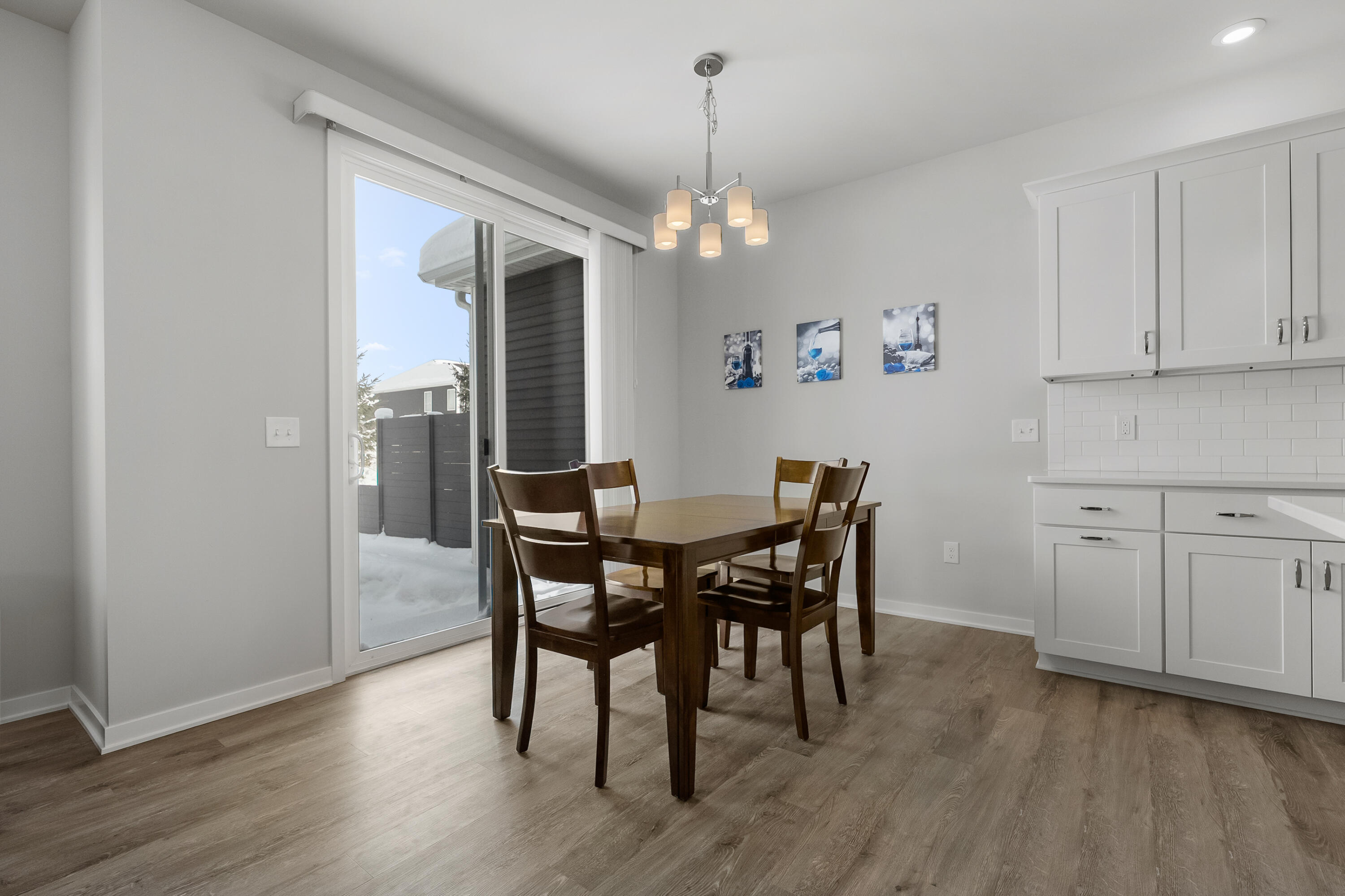 4128 Enclave Way Kalamazoo, MI 49009 - Photo 9 of 28 Dining room with slider to private patio