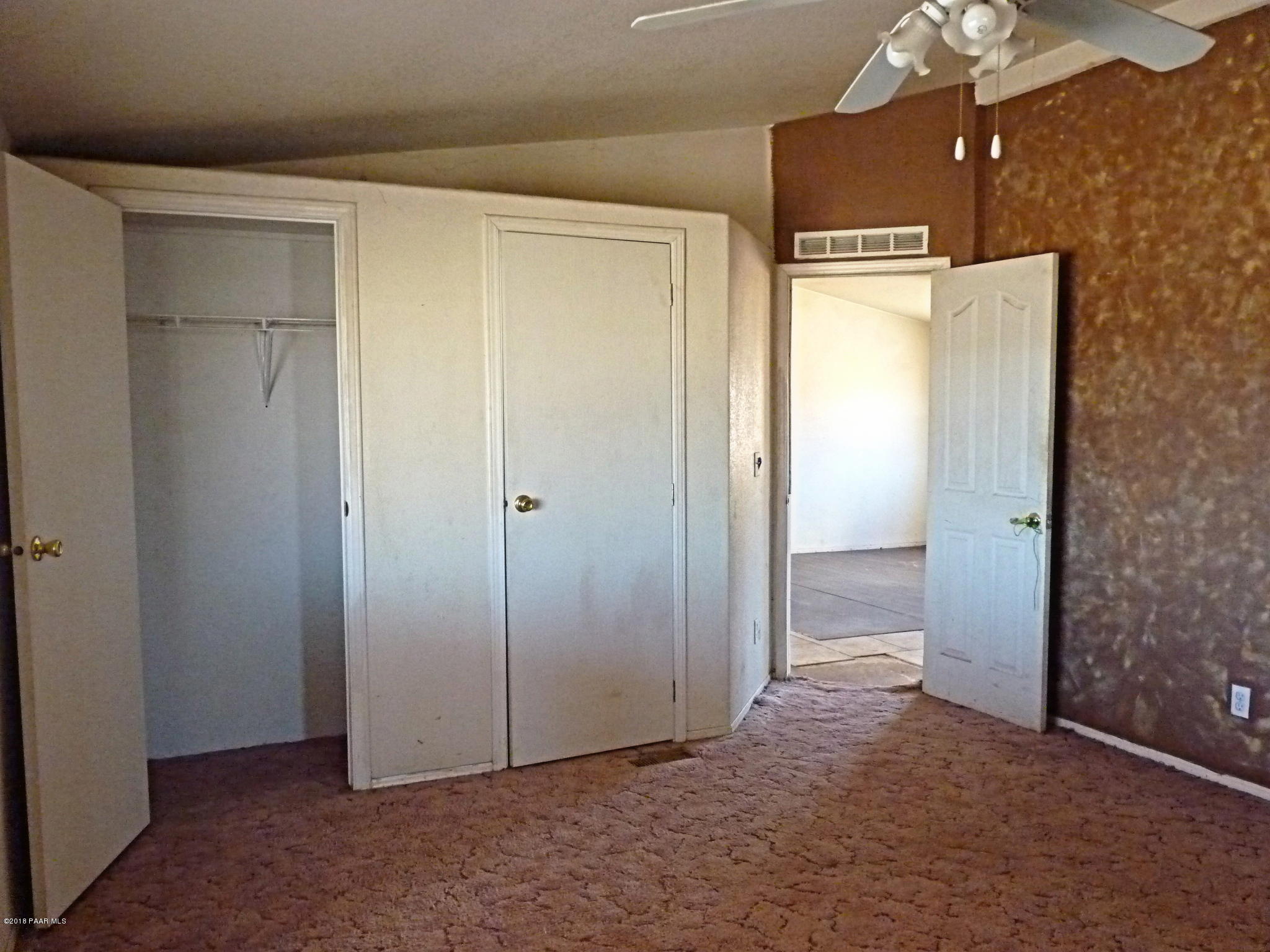 1155 North Rabbit Ridge Road Dewey, AZ 86327 - Photo 31 of 36 Master Bedroom view towards closet and e