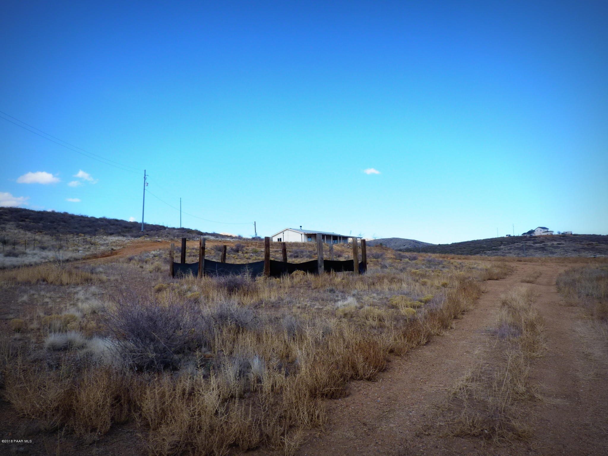 1155 North Rabbit Ridge Road Dewey, AZ 86327 - Photo 9 of 36 Entrance from Horse Coral
