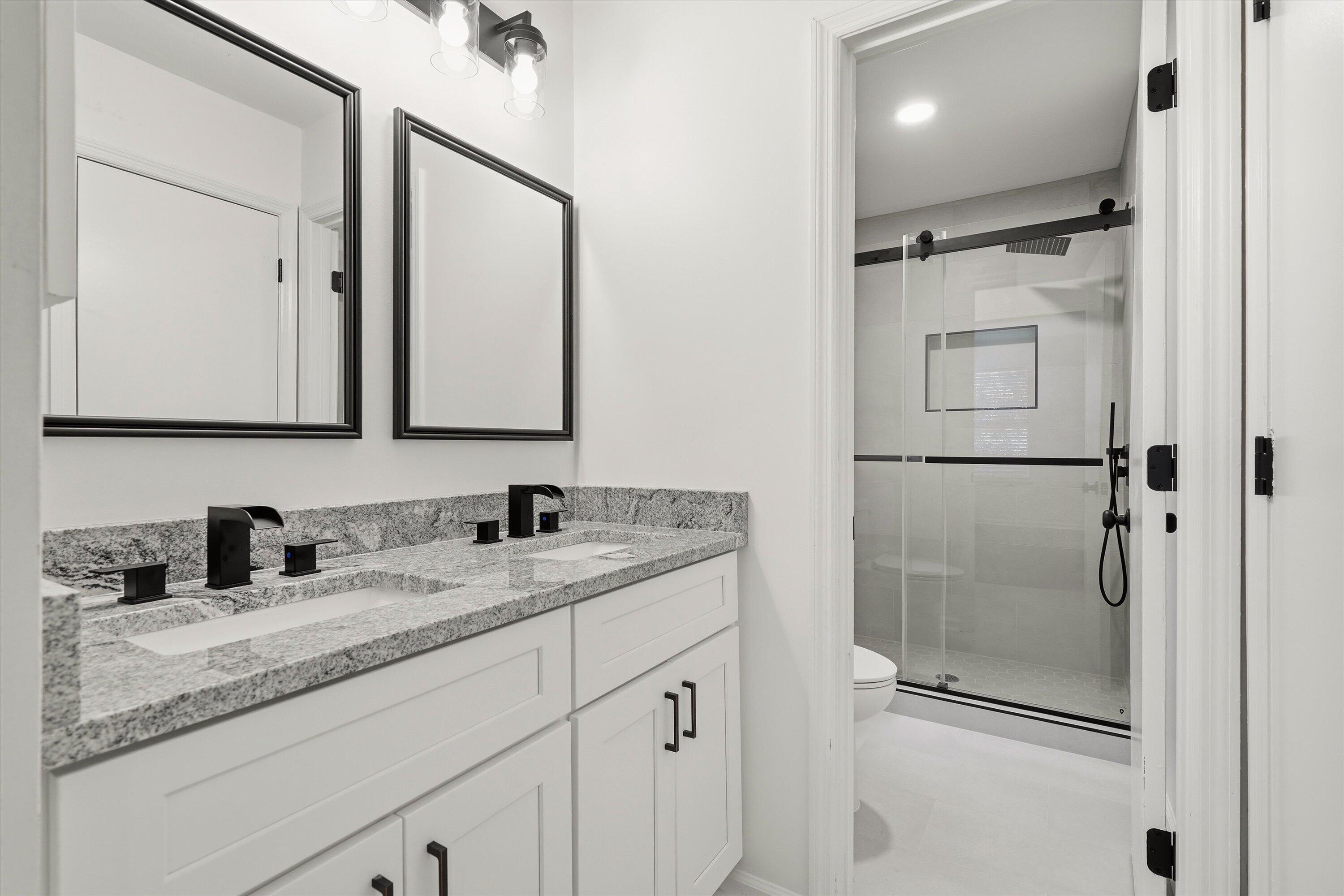 2403 Castlereagh Road Charleston, SC 29414 - Photo 4 of 35 25-025_DSC01424_1