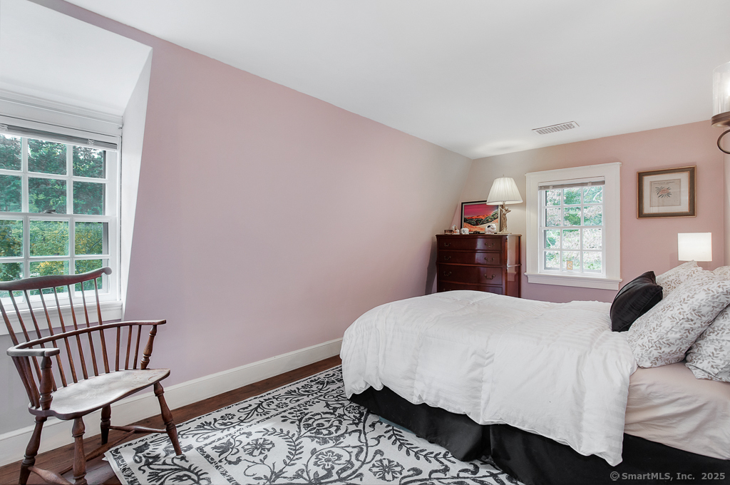 71 Beecher Road Woodbridge, CT 06525 - Photo 15 of 32