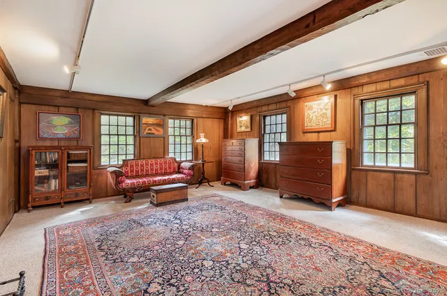 $1,075,000 | 71 Beecher Road, Woodbridge, CT 06525