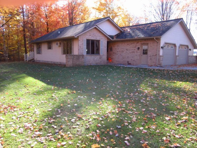 7160 Townsend Road Lexington, MI 48450 - Photo 1 of 8