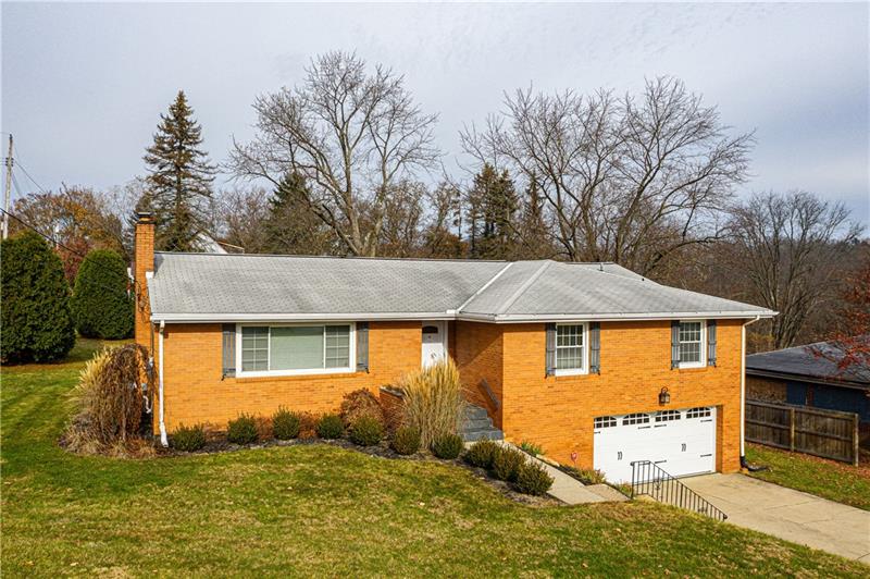 398 Blackhawk Road Beaver Falls, PA 15010 - Photo 2 of 25 Gallery Image 2