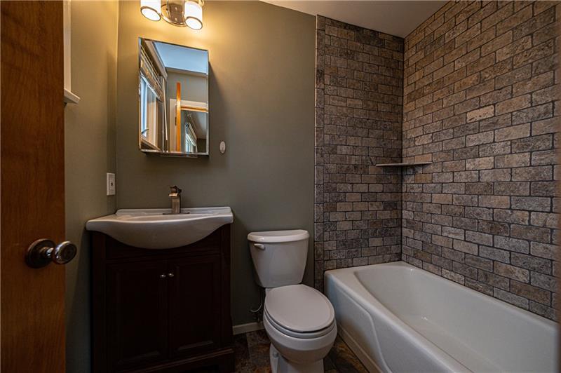 398 Blackhawk Road Beaver Falls, PA 15010 - Photo 15 of 25 Gallery Image 15