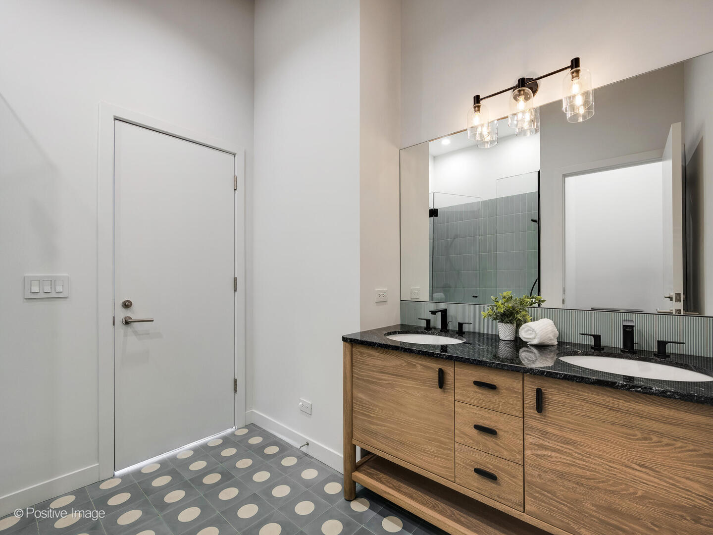 312 North May Street, Unit 5G Chicago, IL 60607 - Photo 27 of 33