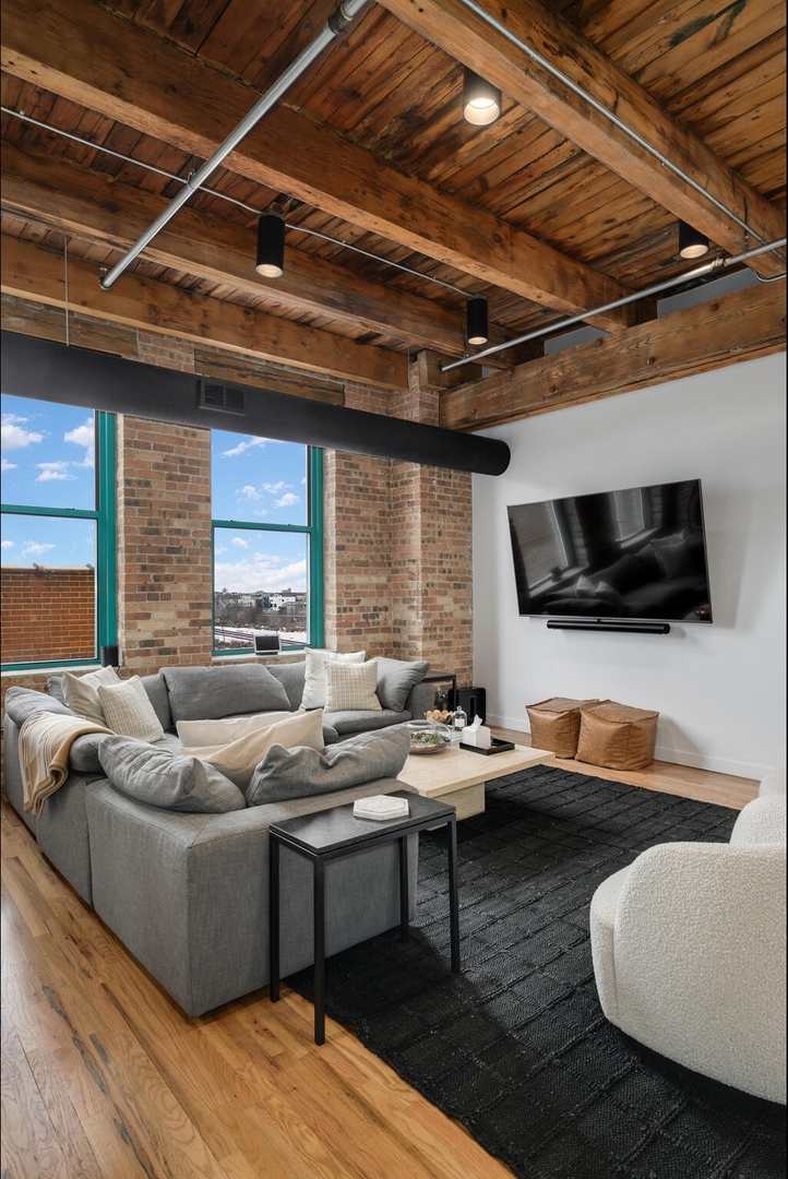 312 North May Street, Unit 5G Chicago, IL 60607 - Photo 6 of 33