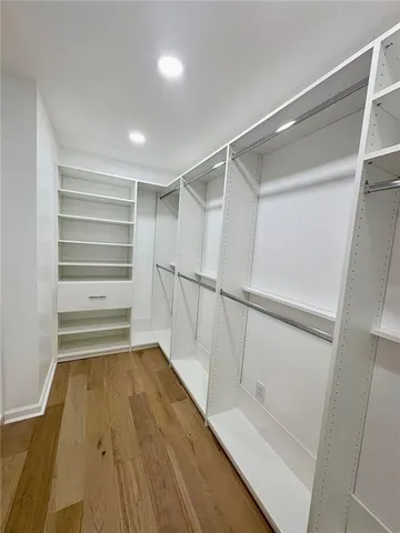 a view of entryway with a window