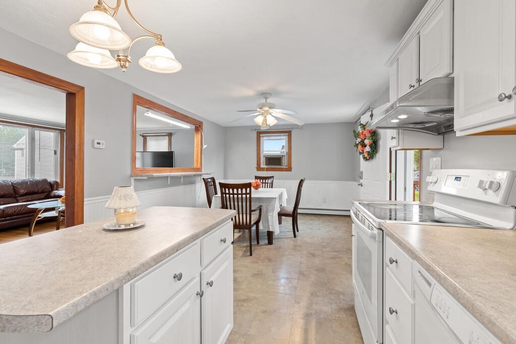 14 Indiana Street Worcester, MA 01604 - Photo 13 of 36 Gallery Image 13