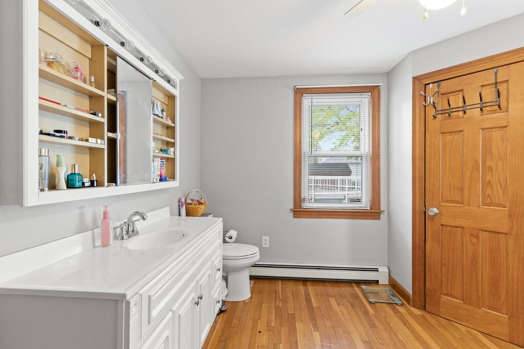 14 Indiana Street Worcester, MA 01604 - Photo 19 of 36 Gallery Image 19