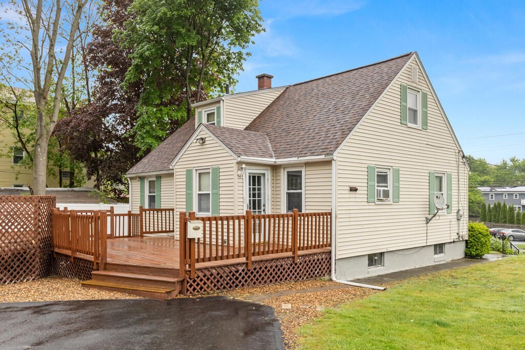 14 Indiana Street Worcester, MA 01604 - Photo 36 of 36 Gallery Image 36