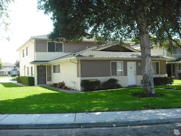 $2,650 | 2692 Victoria Avenue, Port Hueneme, CA 93041