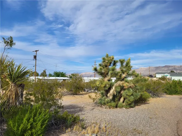 $6,000 | 35 West Iceberg Canyon Drive, Meadview, AZ 86444