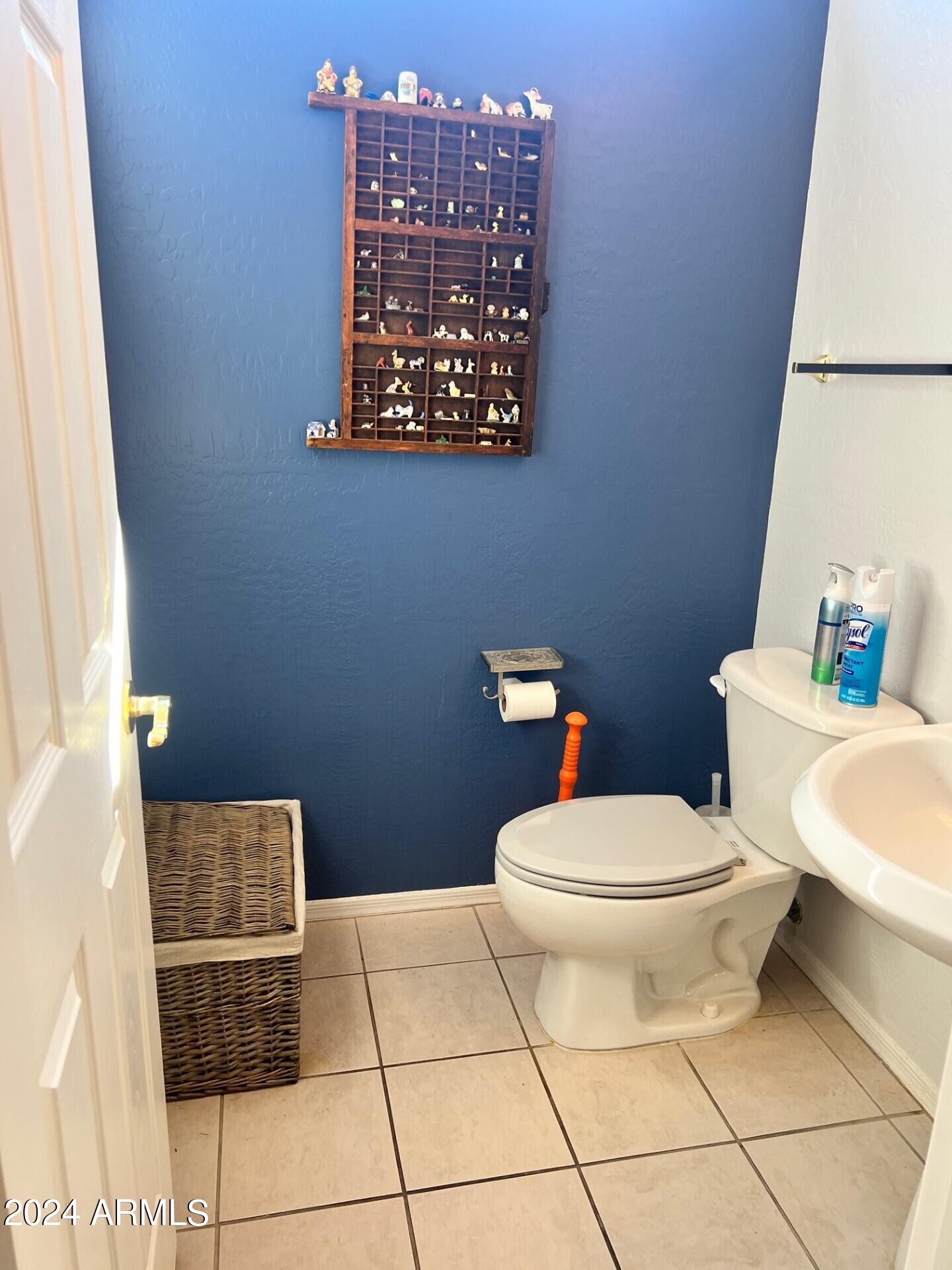 2081 East Desert Inn Drive Chandler, AZ 85249 - Photo 15 of 49 a bathroom with a toilet and a shower