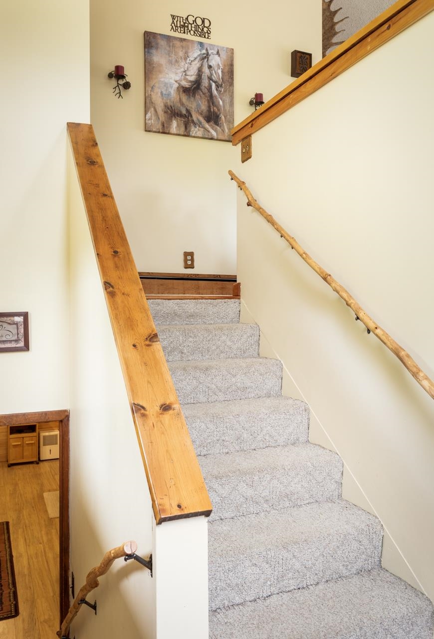 1476 North Betsie River Road Interlochen, MI 49643 - Photo 11 of 43 1907021-10.JPG