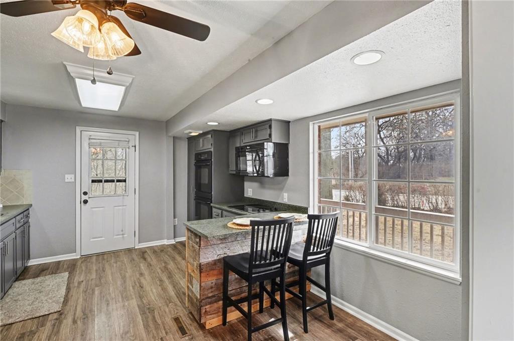 1492 Southwest Hook Road Lee's Summit, MO 64082 - Photo 11 of 47