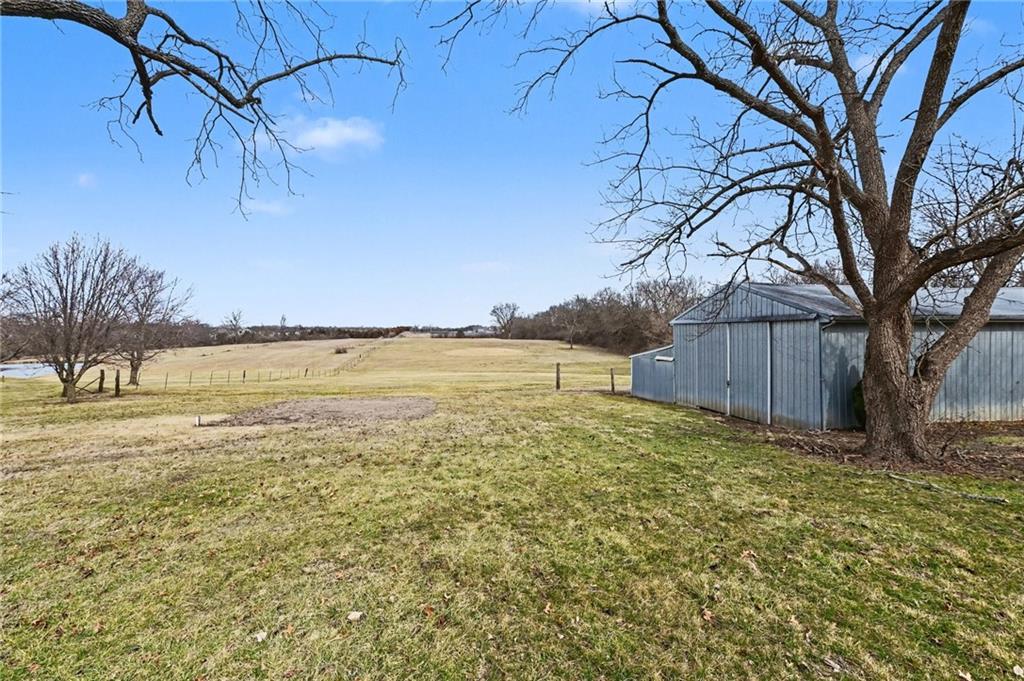 1492 Southwest Hook Road Lee's Summit, MO 64082 - Photo 44 of 47