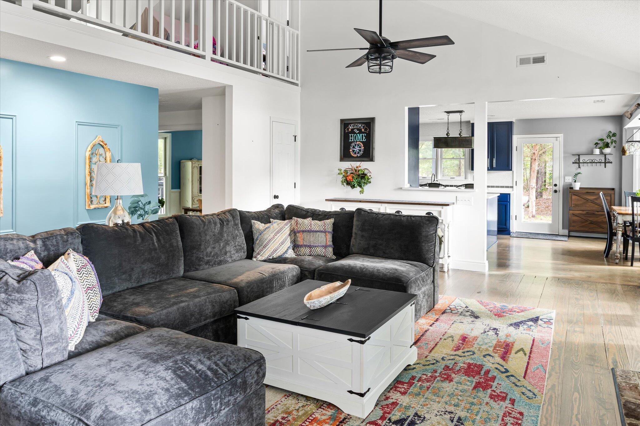 4501 Mill Spring Road Hollywood, SC 29449 - Photo 13 of 33 13-Living Room