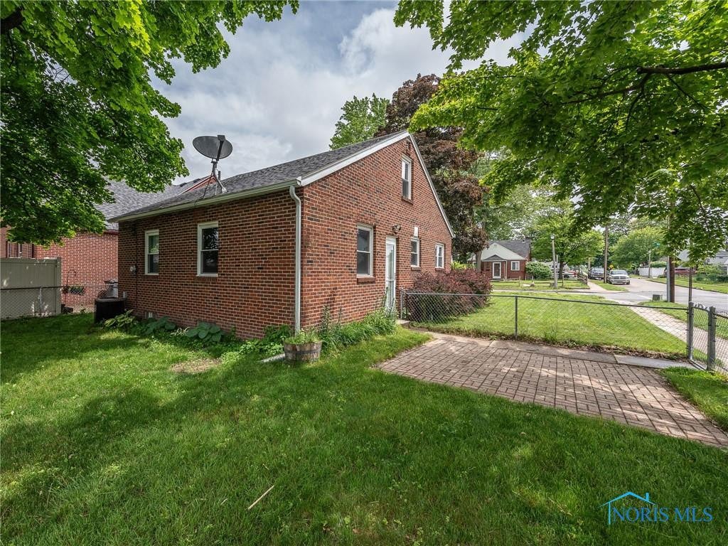 4101 Bowen Road Toledo, OH 43613 - Photo 22 of 24 Gallery Image 22
