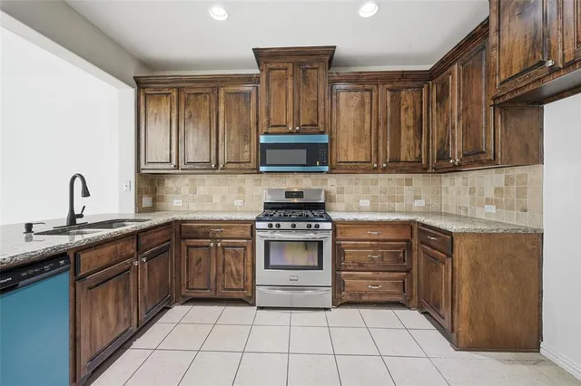 $325,000 | 672 South Greenville Avenue, Richardson, TX 75081