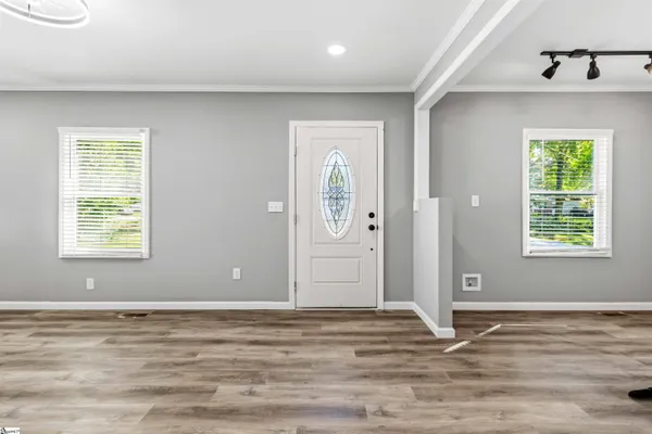 $215,000 | 809 East Ferguson Street, Clinton, SC 29325