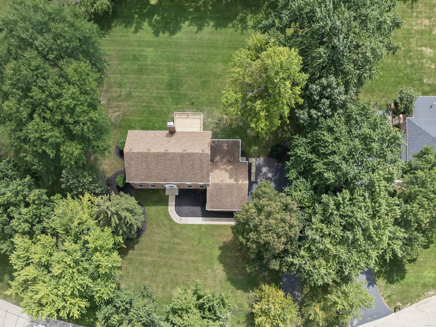 2117 Greenock Street Inverness, IL 60067 - Photo 51 of 58 an aerial view of a house with a yard