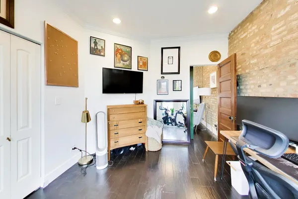 $1,100,000 | 3009 West Belden Avenue, Chicago, IL 60647