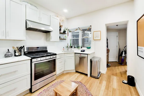 $1,100,000 | 3009 West Belden Avenue, Chicago, IL 60647
