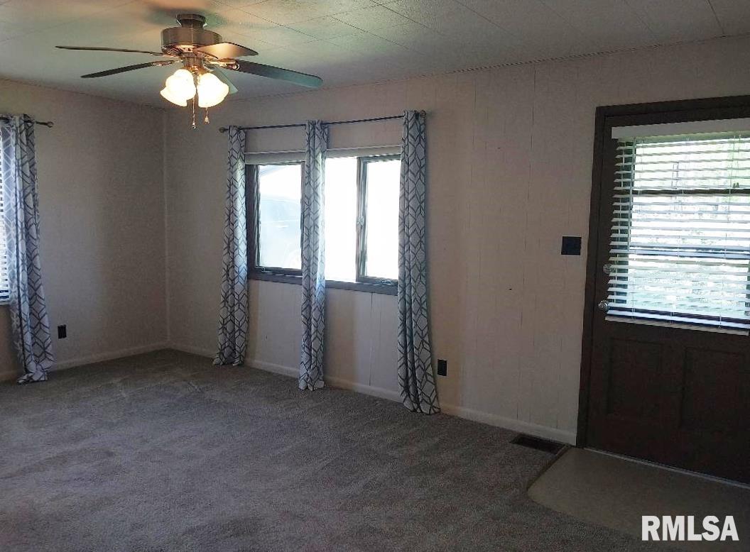 2379 Washington Road Washington, IL 61571 - Photo 13 of 26