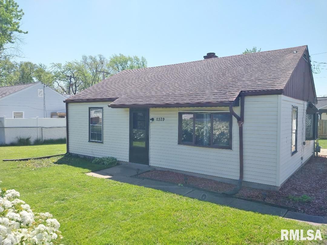 2379 Washington Road Washington, IL 61571 - Photo 2 of 26