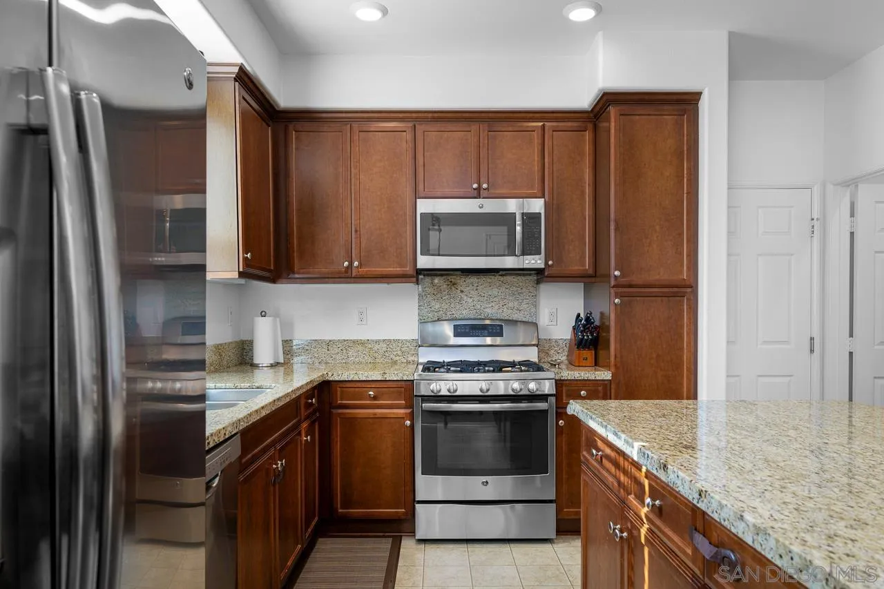 2840 Athens Road, Unit 8 Chula Vista, CA 91915 - Photo 11 of 37