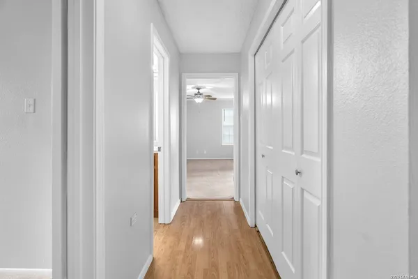 $1,200 | 4212 Medical, Unit 1705, San Antonio, TX 78229