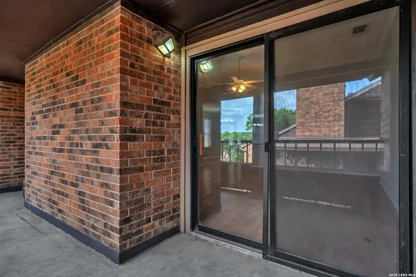 $1,200 | 4212 Medical, Unit 1705, San Antonio, TX 78229