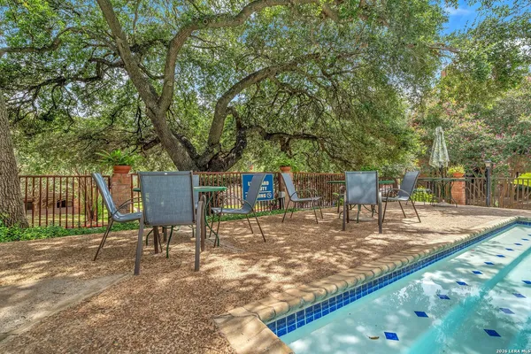 $1,200 | 4212 Medical, Unit 1705, San Antonio, TX 78229