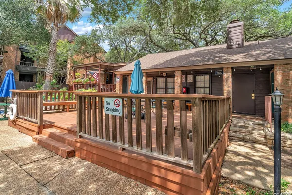 $1,200 | 4212 Medical, Unit 1705, San Antonio, TX 78229