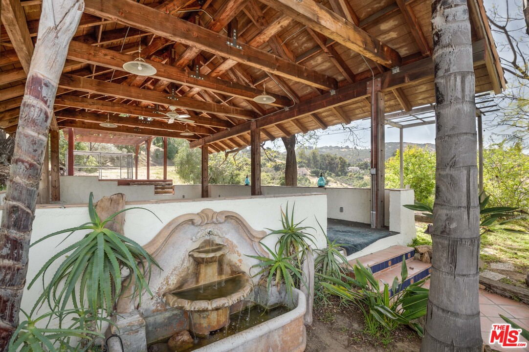 20333 Reigate Road Topanga, CA 90290 - Photo 16 of 21 a outdoor view with a sitting space